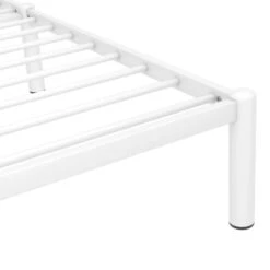 Cadre De Lit Blanc Métal 140 X 200 Cm 5 -Pas Cher Lit Magasin cadre de lit blanc metal 140 x 200 cm 8719883989273 628891