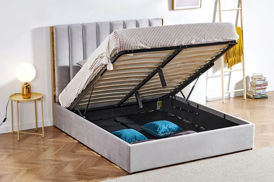 Lit 160x200 Cm Avec Coffre De Rangement Et Tête De Lit Velours Gris Et Laiton Pika 4 Lit 160x200 Cm Avec Coffre De Rangement Et Tête De Lit Velours Gris Et Laiton Pika – Image 2