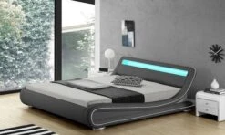 Lit à Led 160x200 Cm Simili Cuir Gris Liseré Blanc Night -Pas Cher Lit Magasin lit a led 160x200 cm simili cuir gris lisere blanc night 3666722100854 395098