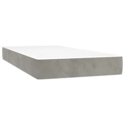Lit à Sommier Tapissier Et Matelas Gris Clair 80x200 Cm Velours 2 12 Lit à Sommier Tapissier Et Matelas Gris Clair 80x200 Cm Velours 2 -Pas Cher Lit Magasin lit a sommier tapissier et matelas gris clair 80x200 cm velours 3666722841924 1459209