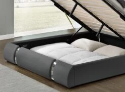 Lit Design Coffre 140x190 Cm Similicuir Gris Et Métal Ange -Pas Cher Lit Magasin lit design similicuir gris et metal ange 140x190 cm 3666722576376 589796